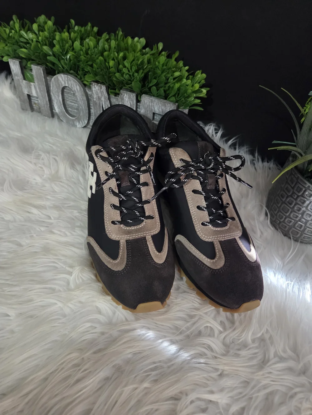 Tory Burch Black/Brown/Tan Vintage Nylon Lace-Up Women's Sneakers. Size 10.5